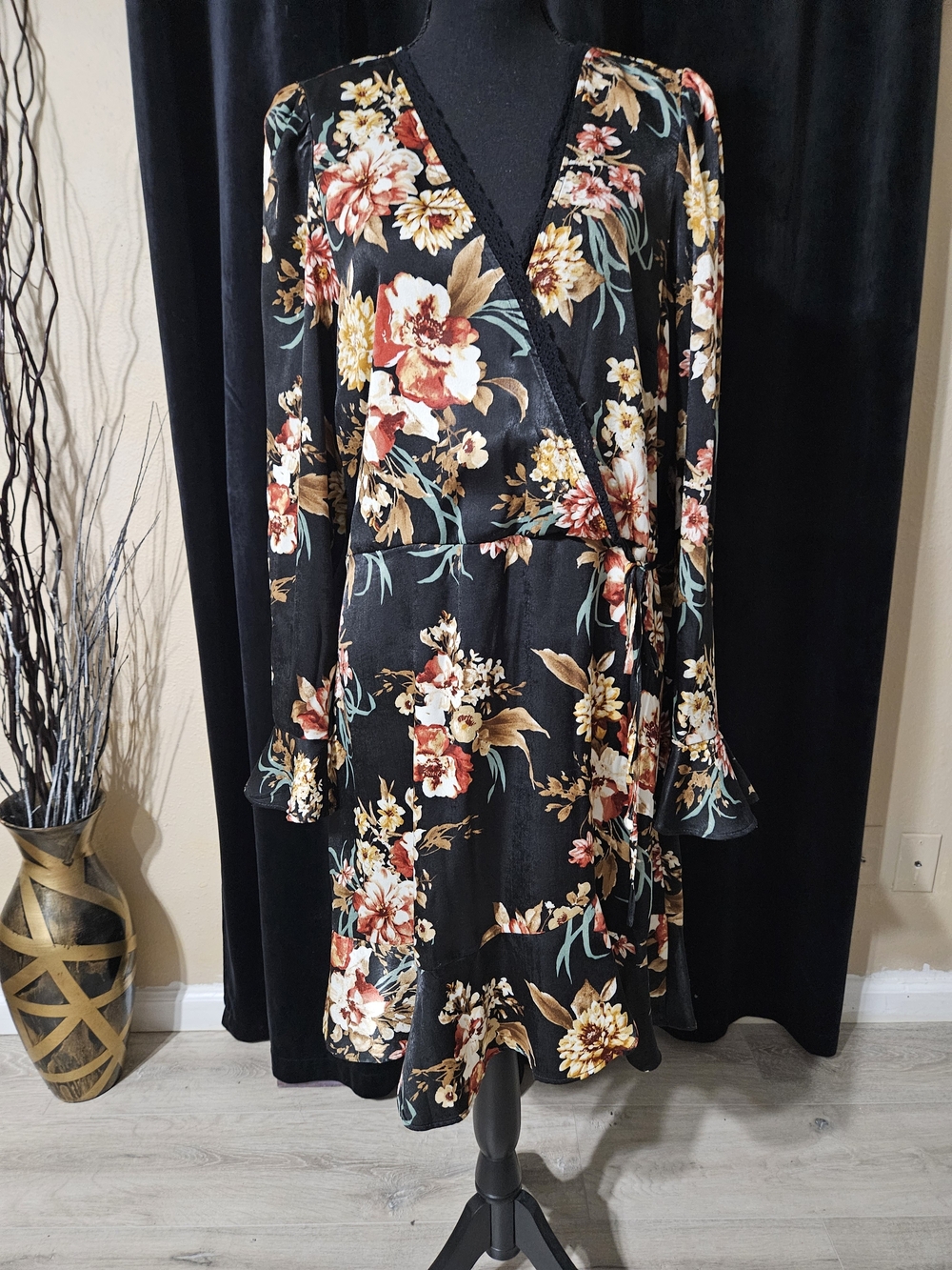 Black Floral Long-Sleeve Wrap Midi Dress